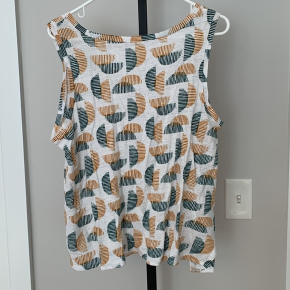 Garnet Hill organic linen tank top - Picture 2 of 6